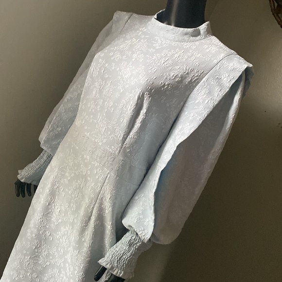 Beautiful Elegant Light Blue Floral Pioneer Patterned Long Sleeve Dress - Picture 4 of 17